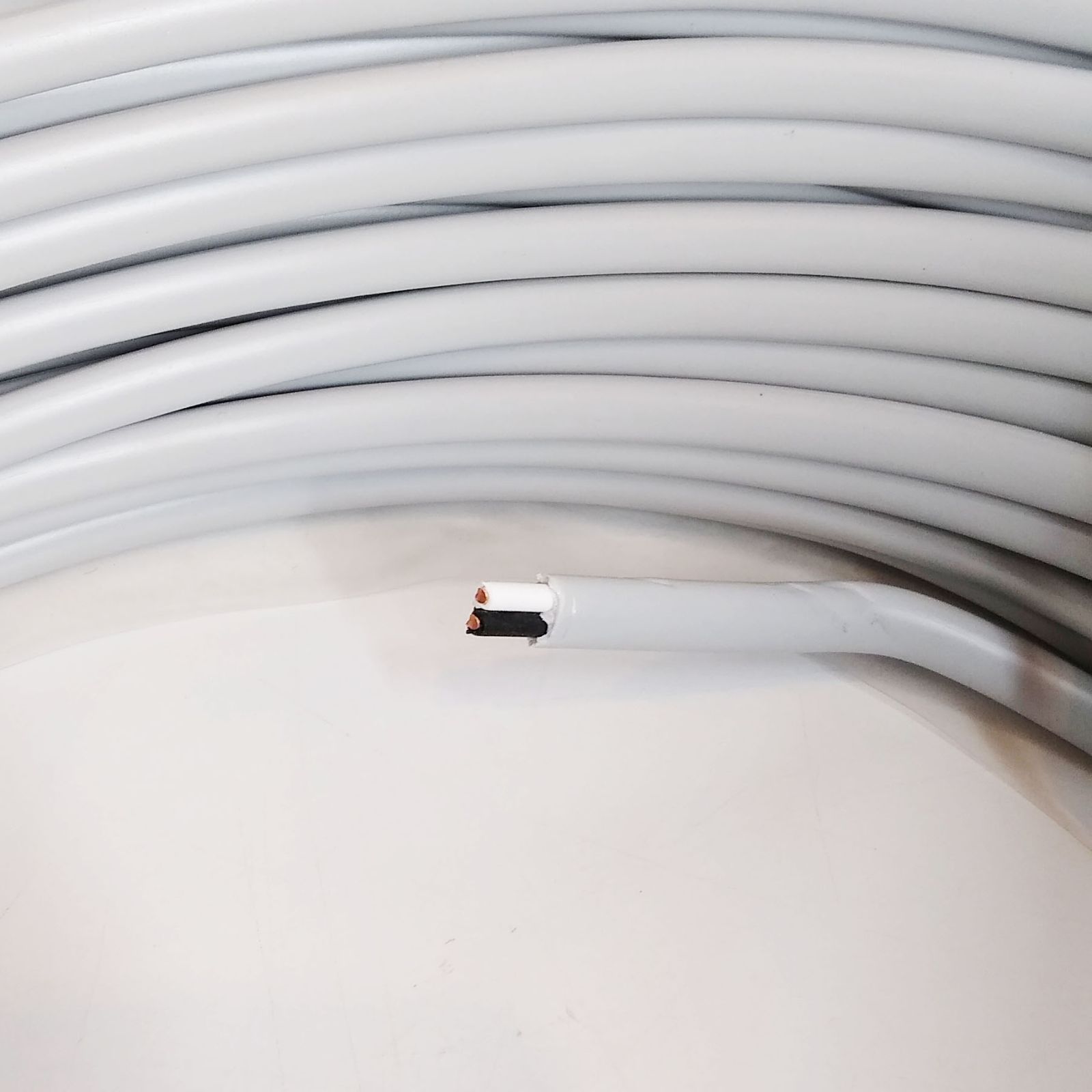 住電HST EM 600V EEF/F ケーブル 3×2.0mm(黒白赤)