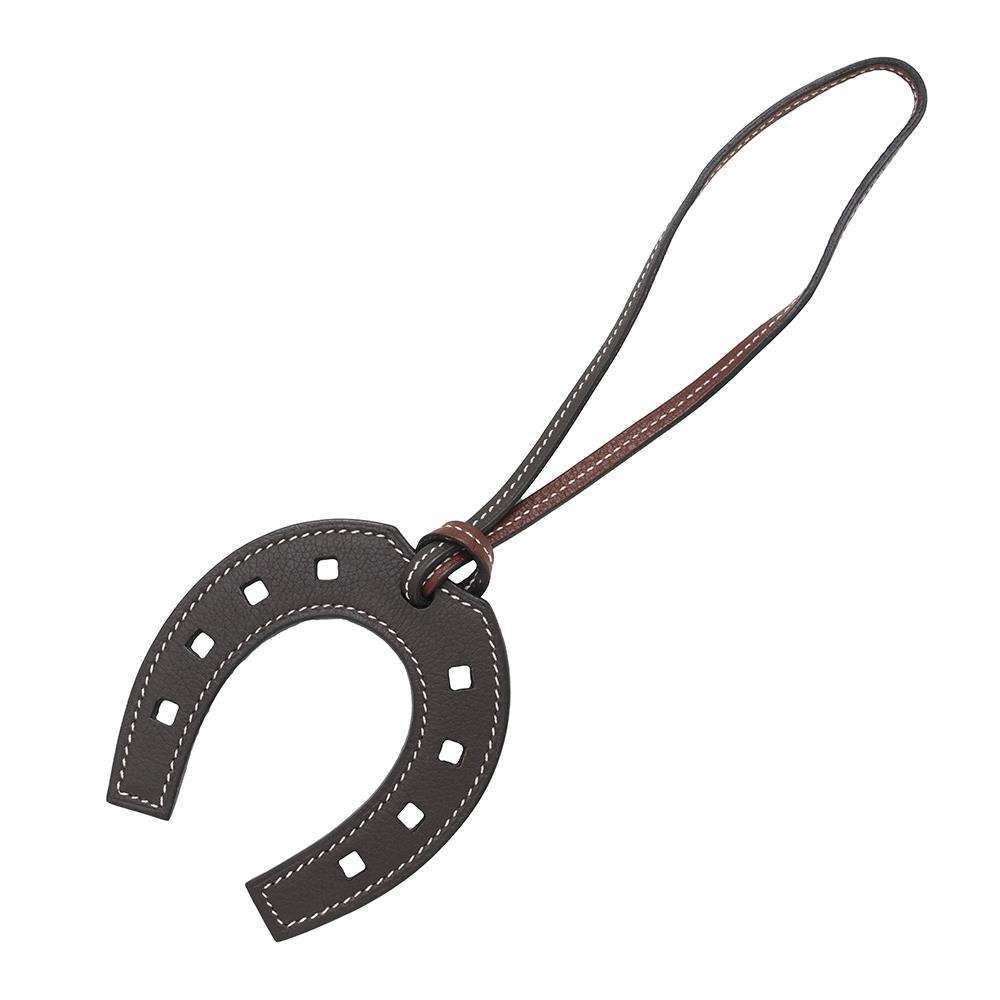 エルメス チャーム パドック シュバル エベンヌ|ルージュアッシュ スイフト HERMES 馬蹄モチーフ ホースシュー