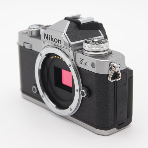 NIKKOR