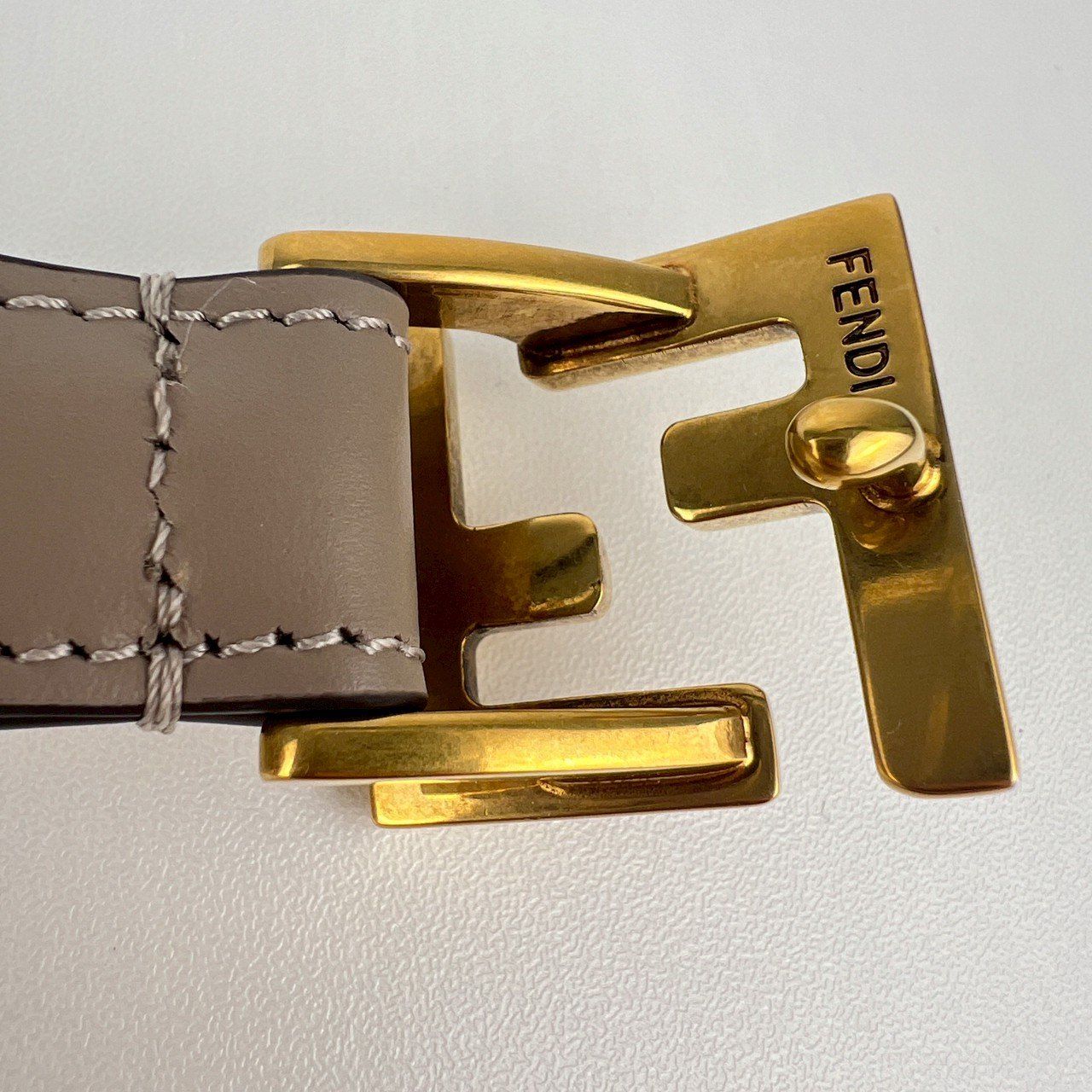 新品未使用 FENDI フェンディ FFベルト Beige ベージュ GHW