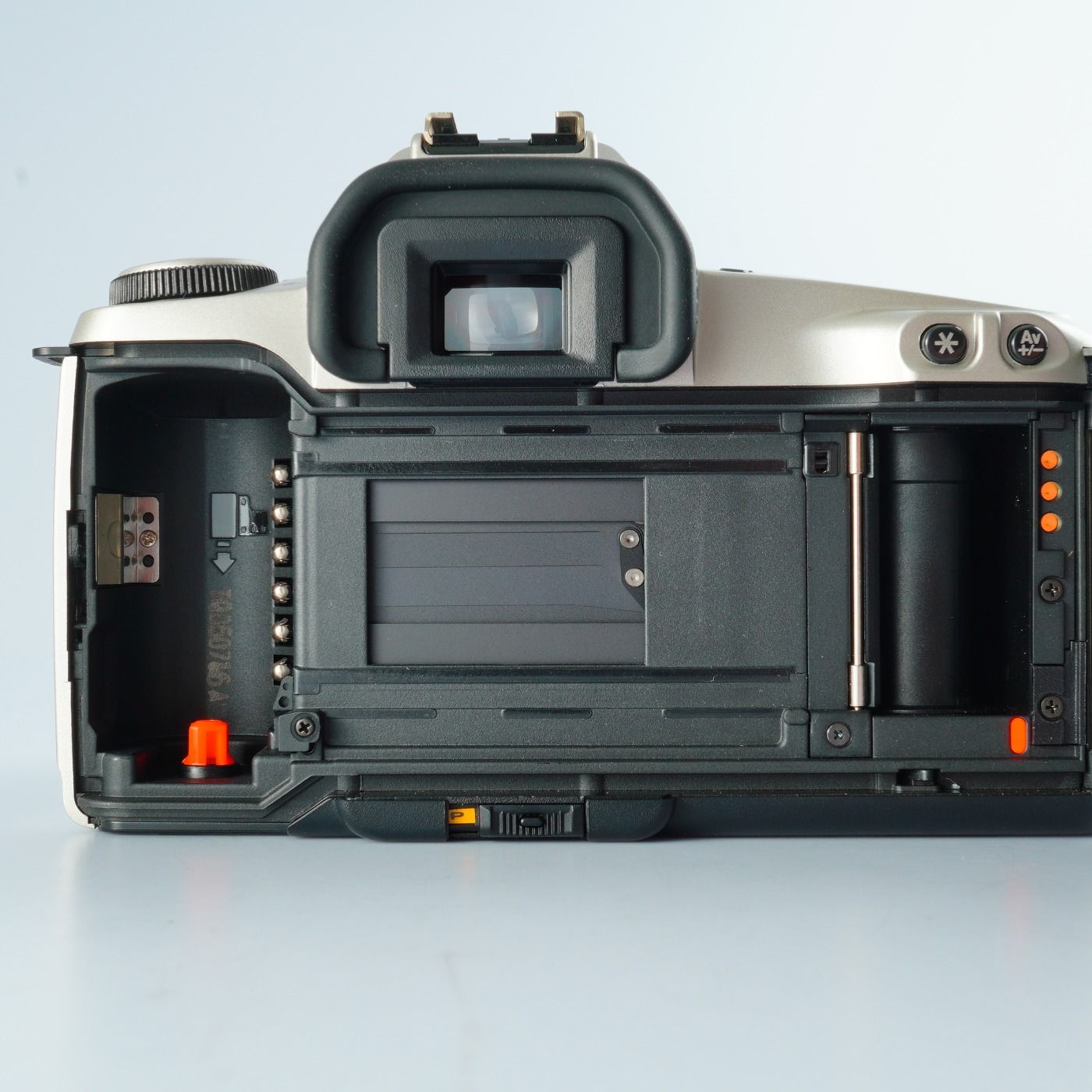 キヤノン EOS REBEL G + SIGMA ZOOM 28-80mm F/3.5-5.6 II MACRO  