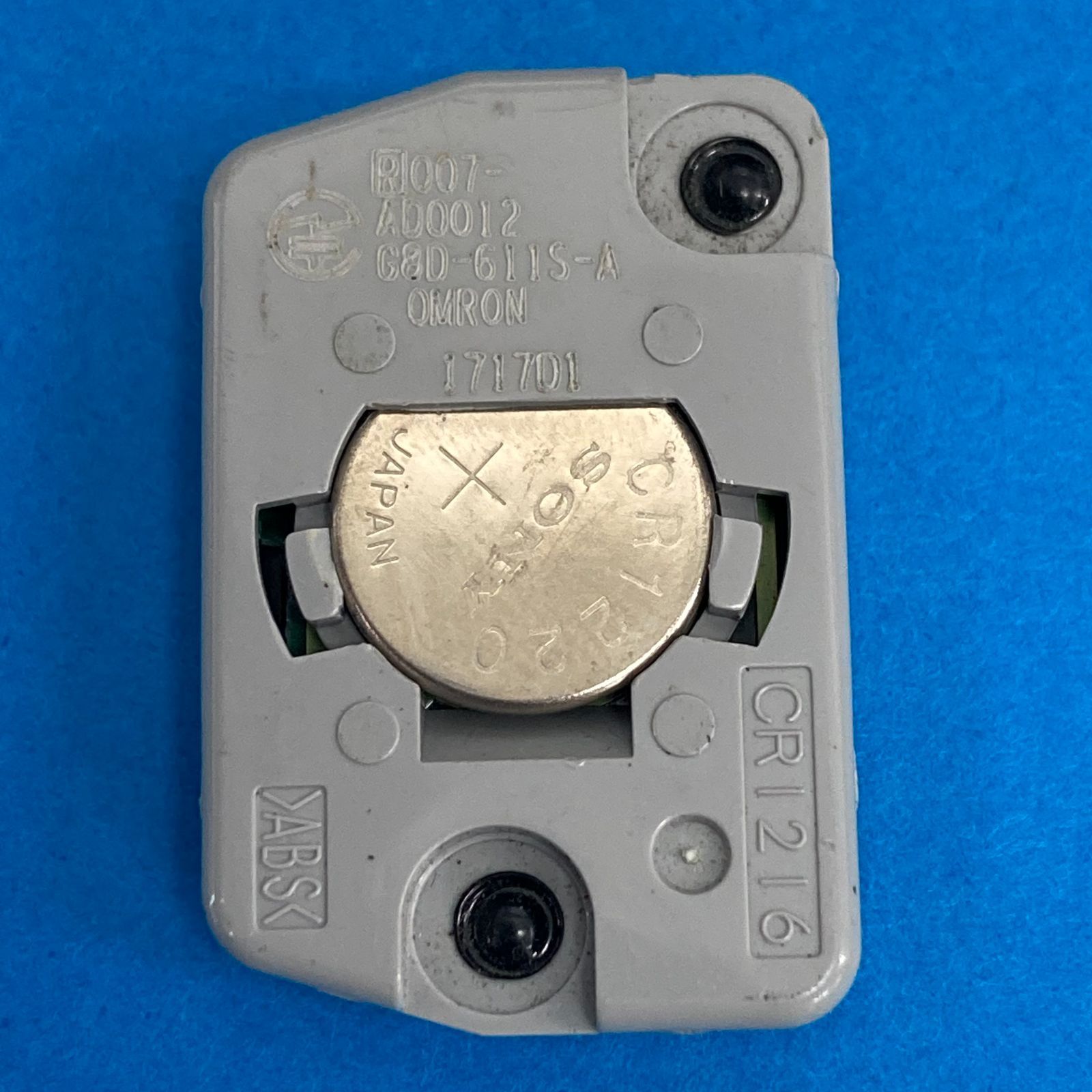☘ スズキ エブリィ DA17V キーレス 基盤のみ 灰色基盤 1つ