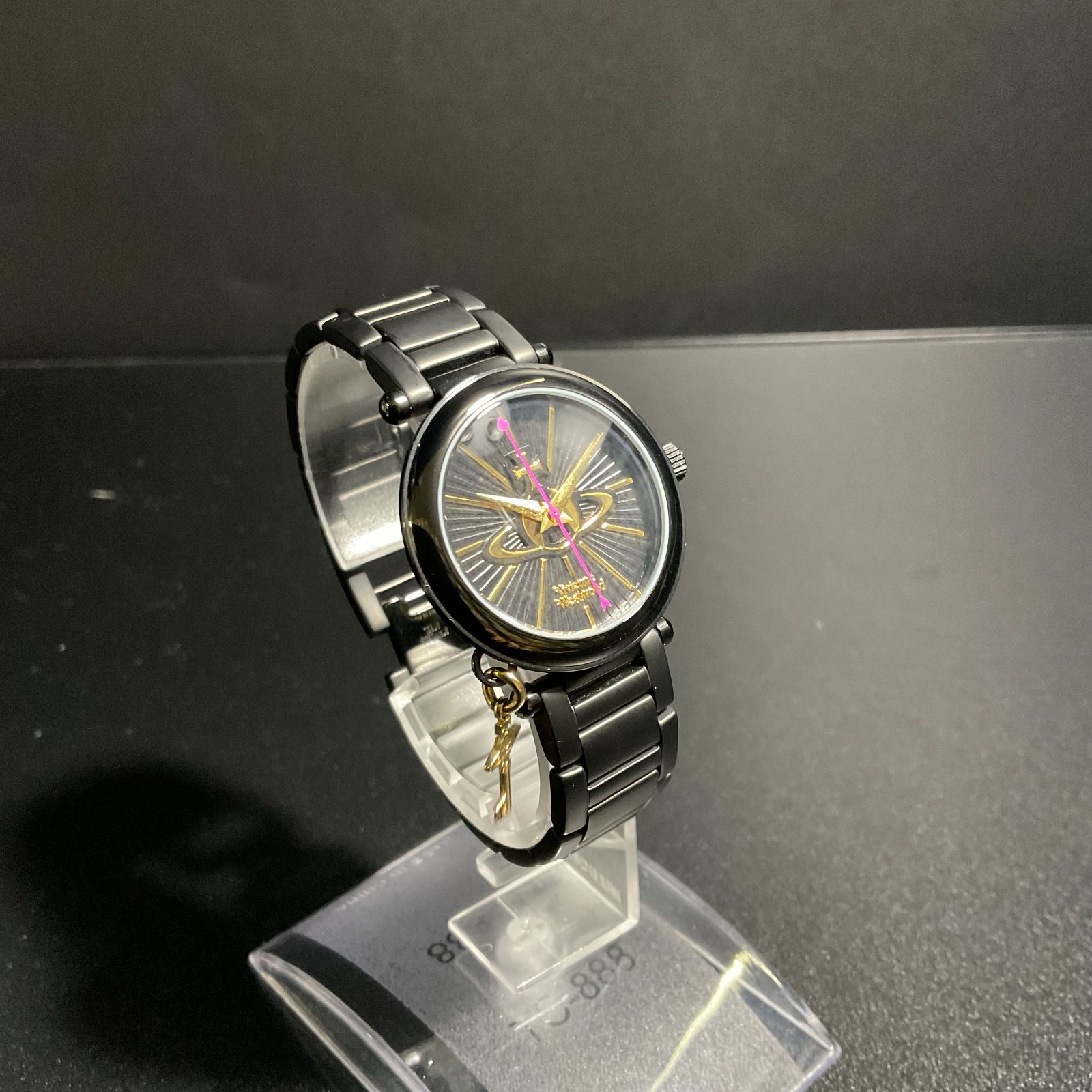 ヴィヴィアンウエストウッド