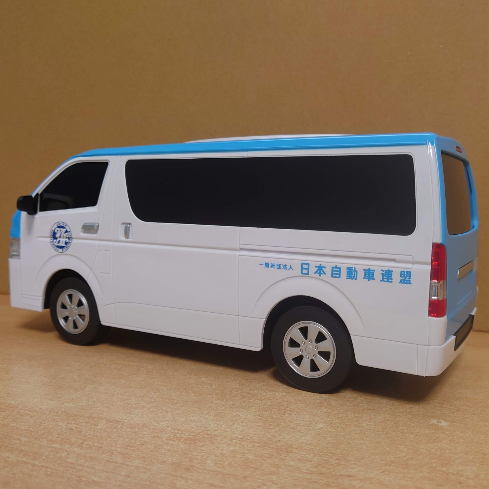 1/18 トヨタハイエース JAF(日本自動車連盟)版 ティッシュケース