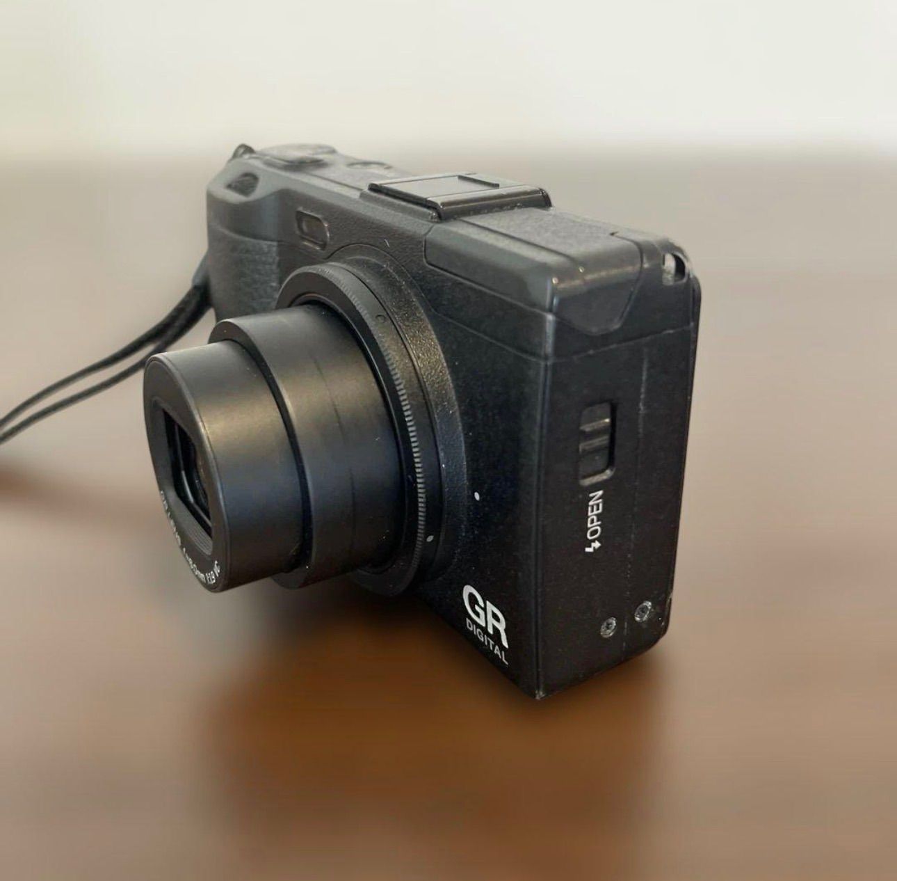4913 RICOH GR DIGITAL IV ブラック ジャンク品 4913 RICOH GR DIGITAL IV ブラック ジャンク品 - メルカリ