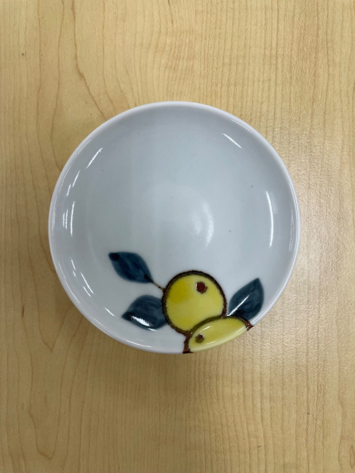 Richell - 【徳永遊心窯】3寸皿3枚セット（色絵花繋ぎ、梢、みかん） 徳永遊心窯】3寸皿4枚セット（梢）（みかん）（椿）（色絵花繋ぎ