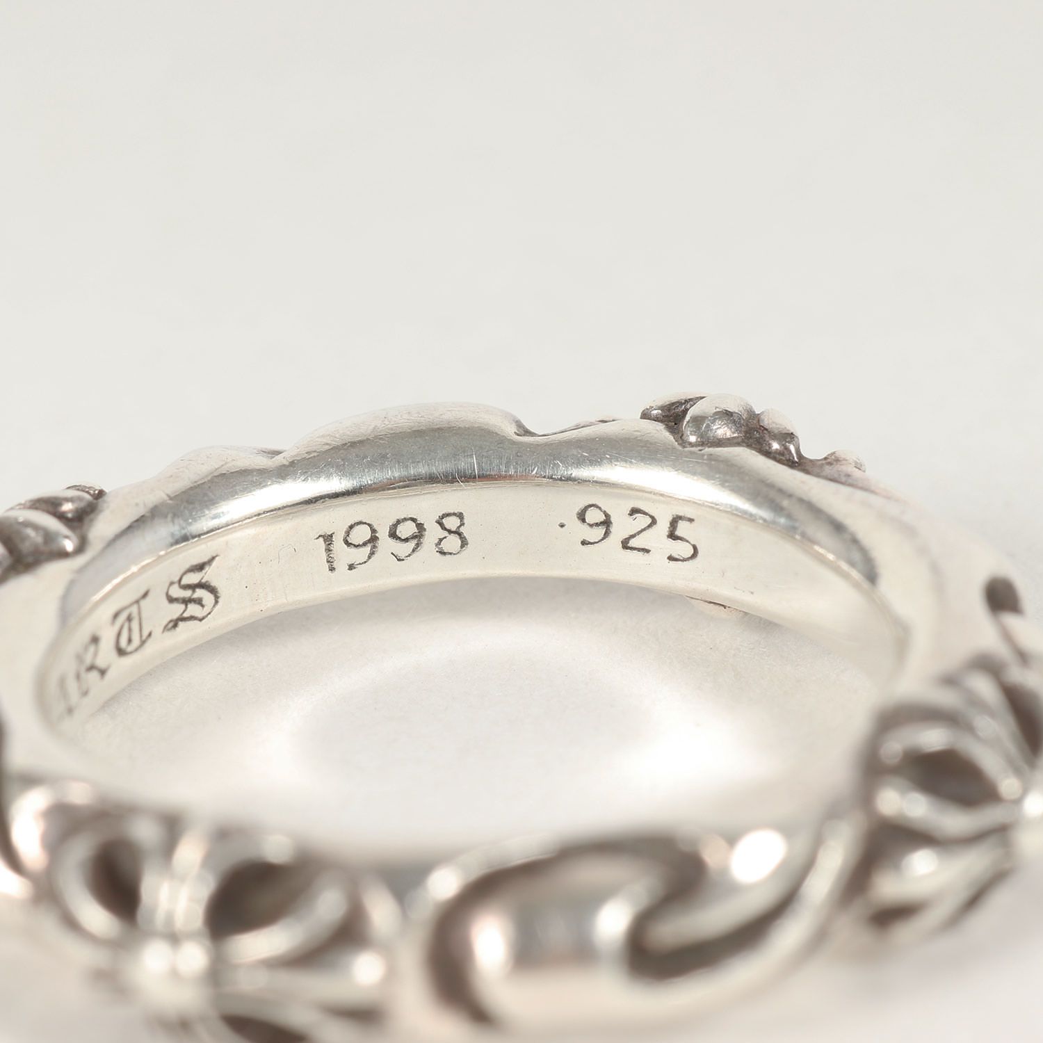 クロムハーツ SBT バンド リング 7号 指輪 シルバー925 楽天市場】【CHROME HEARTS クロムハーツ】SBT BAND RING