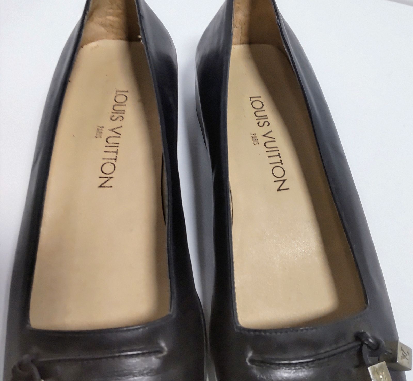 USED中古品】 LOUIS VUITTON ルイヴィトン レザー パンプス レディース