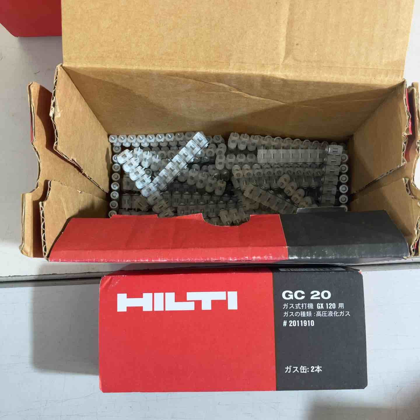 ヒルティGX120用ガス缶ピンセット　未使用品 未使用品】HILTI ヒルティ GC20 GX120用 ガスピン ガス缶 4個セット
