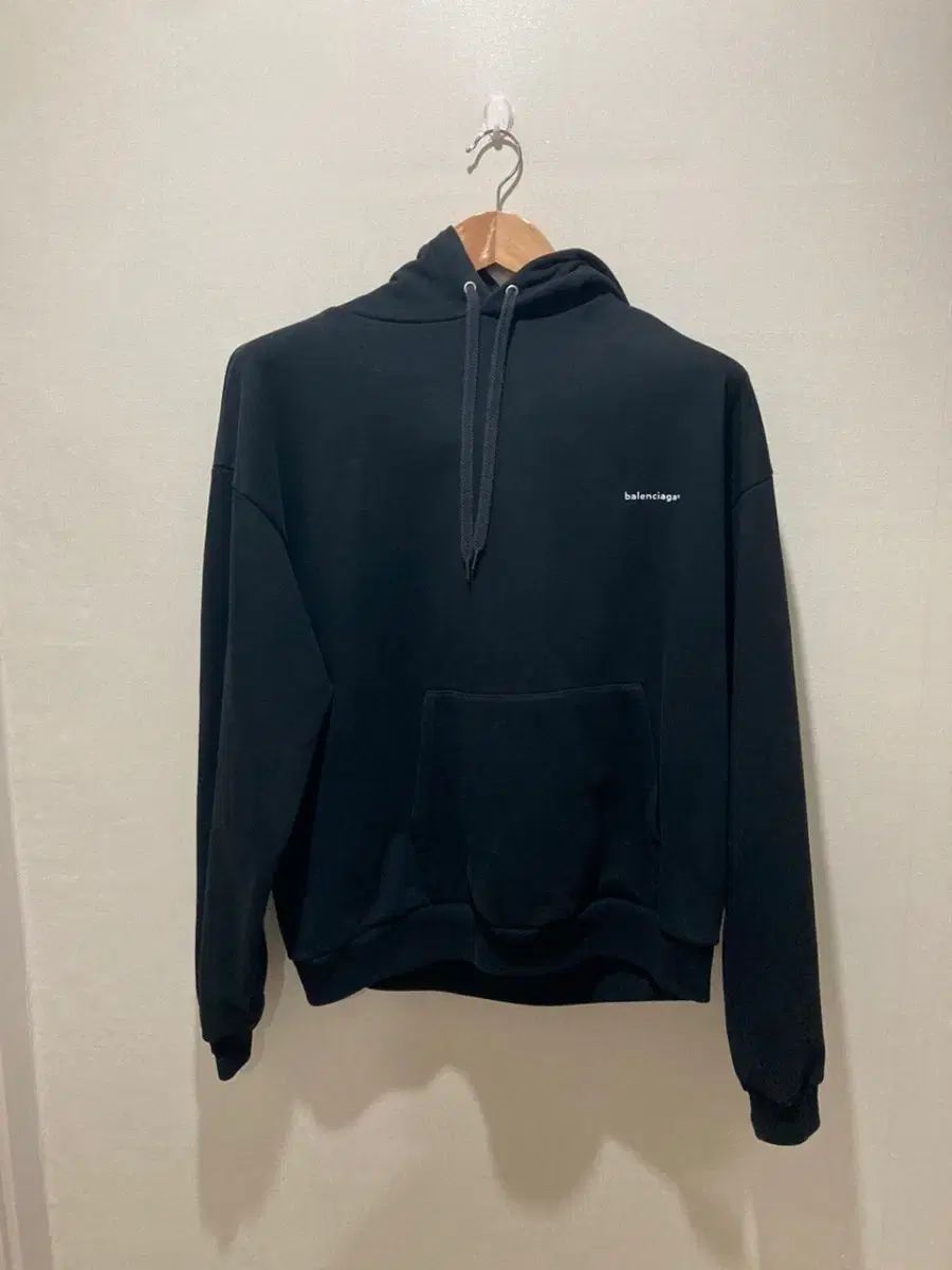 BALENCIAGA バレンシアガ スモールロゴ フード付きTシャツ