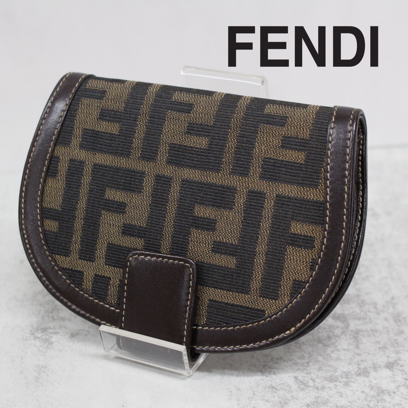 FENDI コンパクト　財布 美品