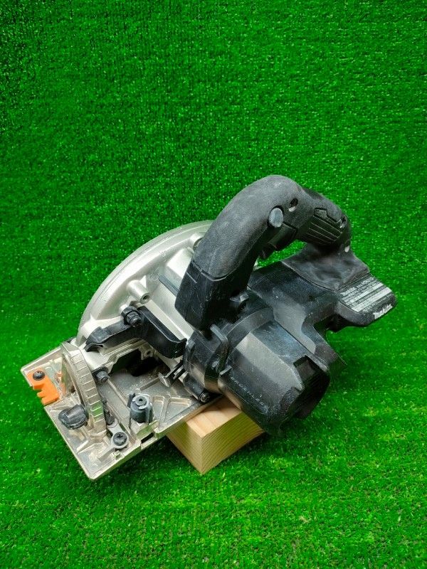 電動工具・エア工具 ◎マキタ(Makita) 165mm充電式マルノコ(黒)本体 