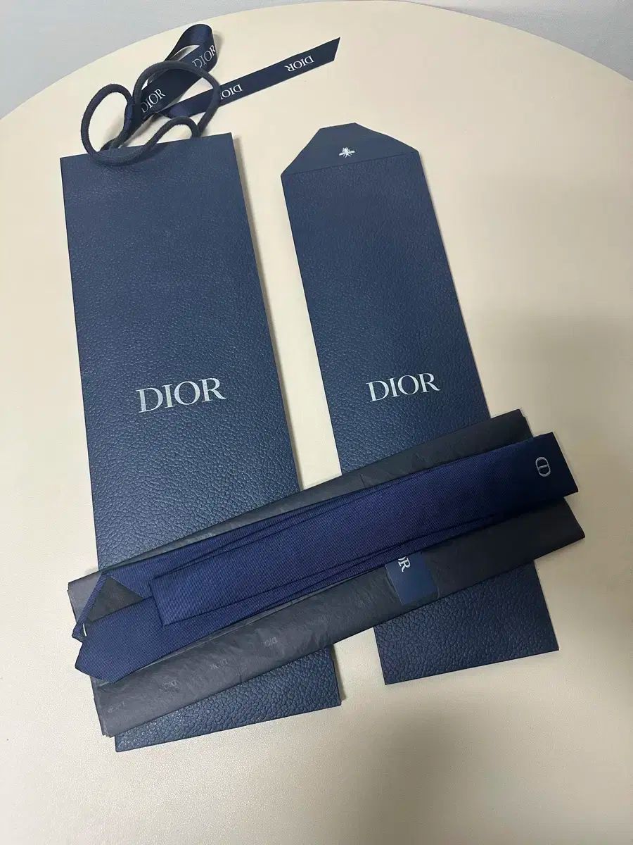 希少✨ディオールオム　最高級ネクタイ CDリピートロゴ 総柄 ネイビー 希少 ディオールオム DIOR HOMME 最高級 ネクタイ CD リピート