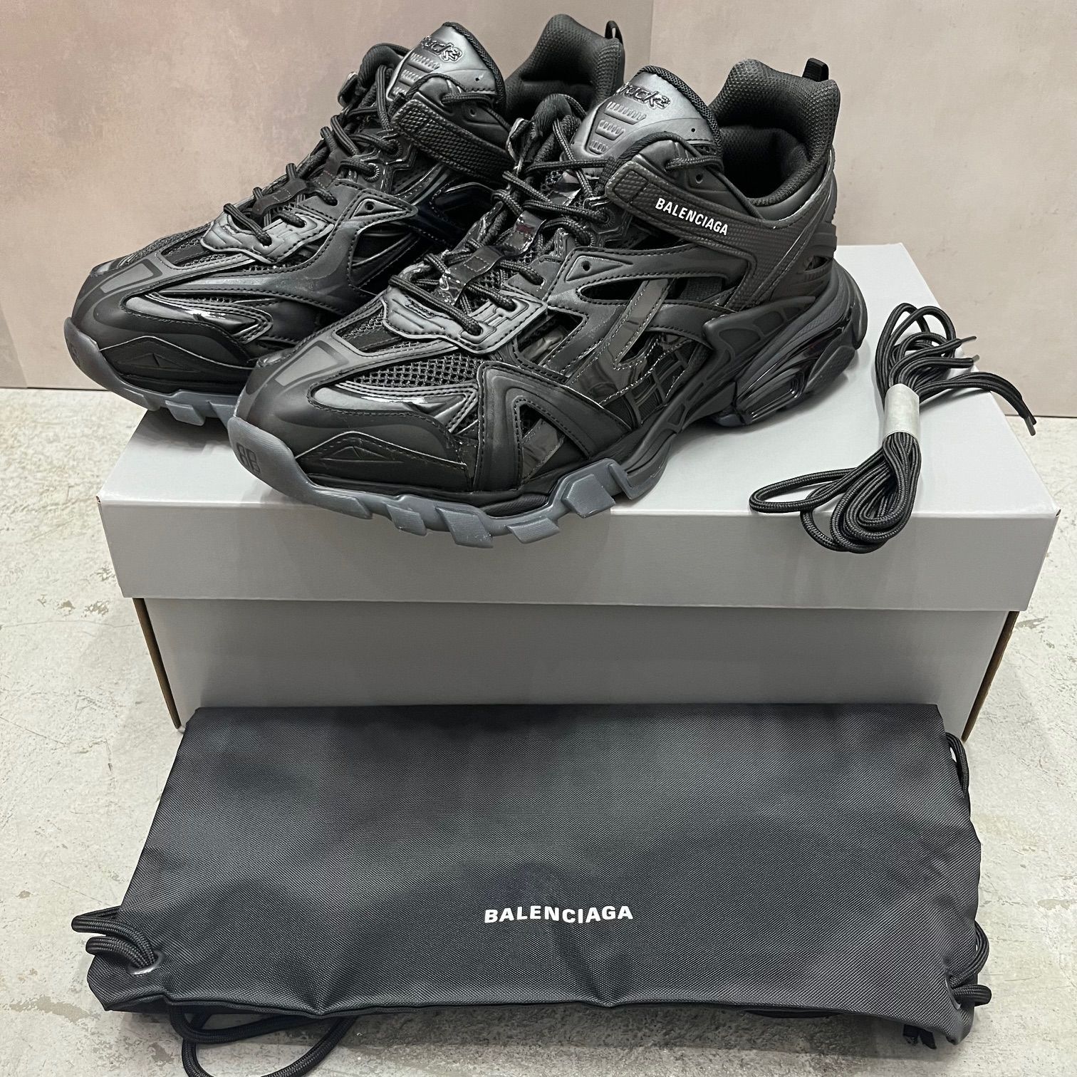 BALENCIAGA Track.2 Sneaker 668823 トラック2 スニーカー