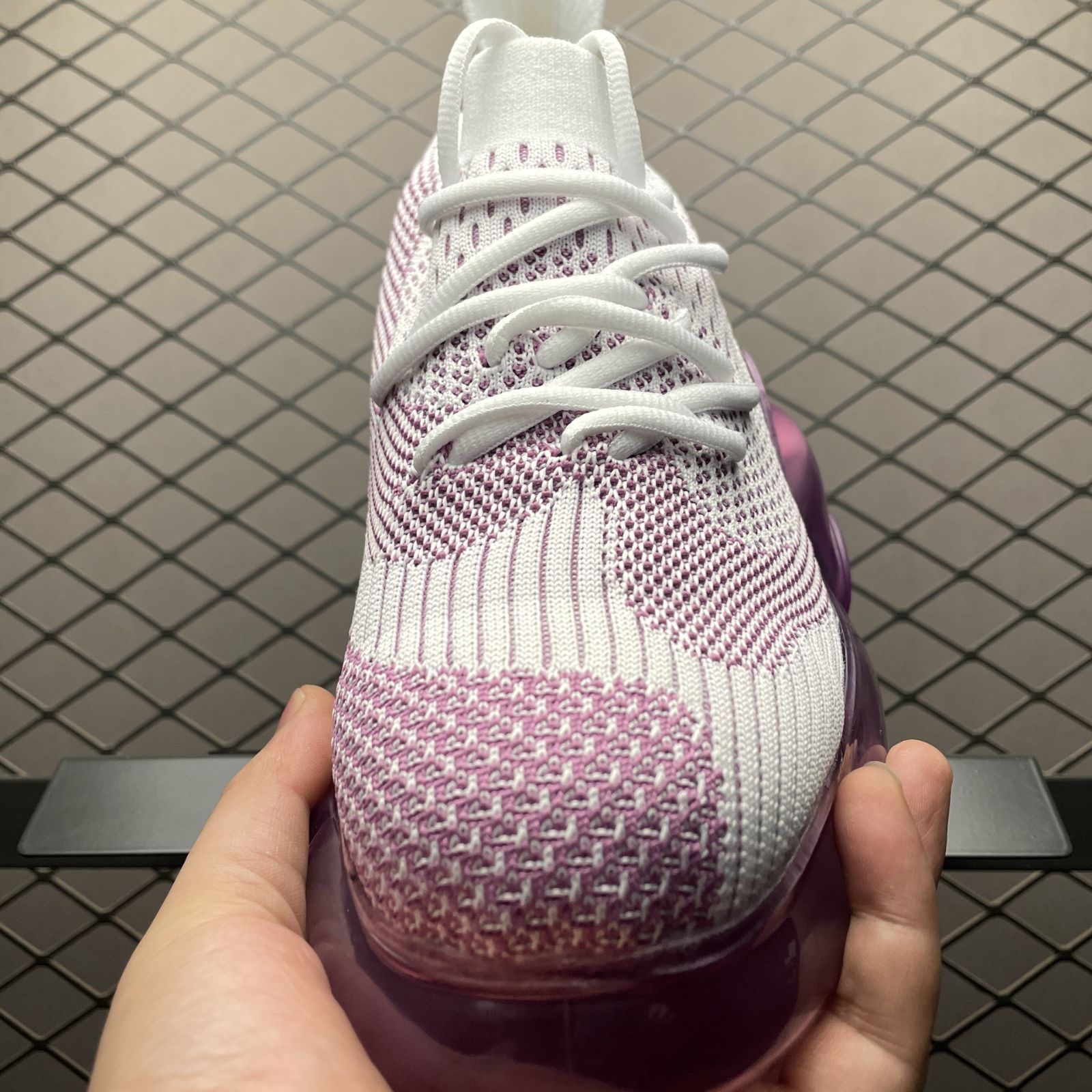 grounds ホワイト メッシュ スニーカー ピンク eu39 25センチ grounds ホワイト メッシュ スニーカー ピンク eu39 25センチ