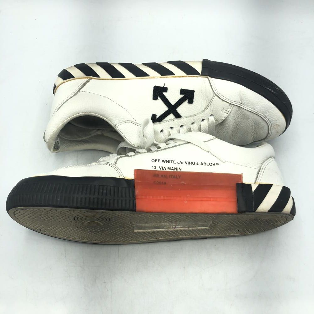 中古】Off-White レザーローカットスニーカー サイズ43 ホワイト