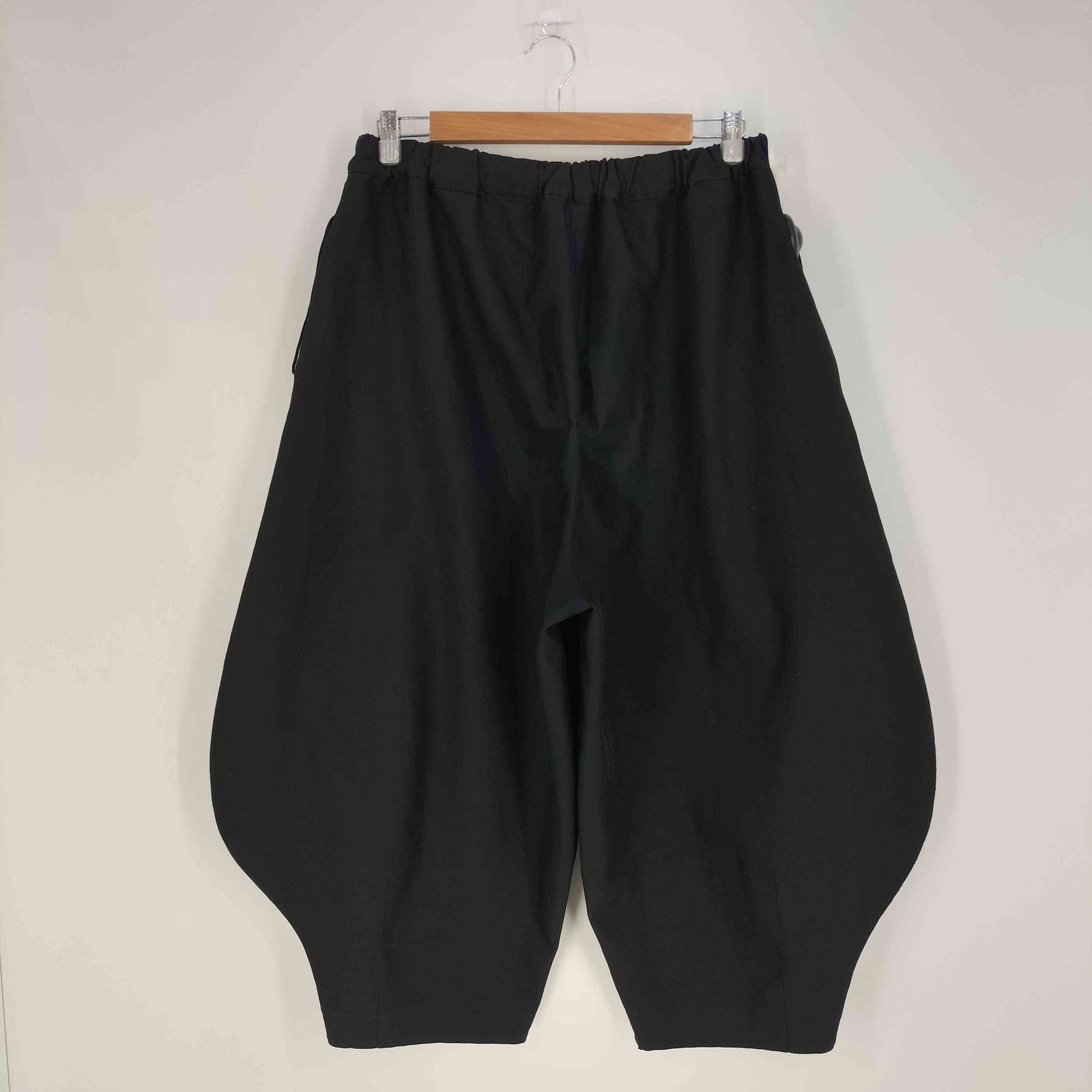 ブラックコムデギャルソン BLACK COMME des GARCONS エステル