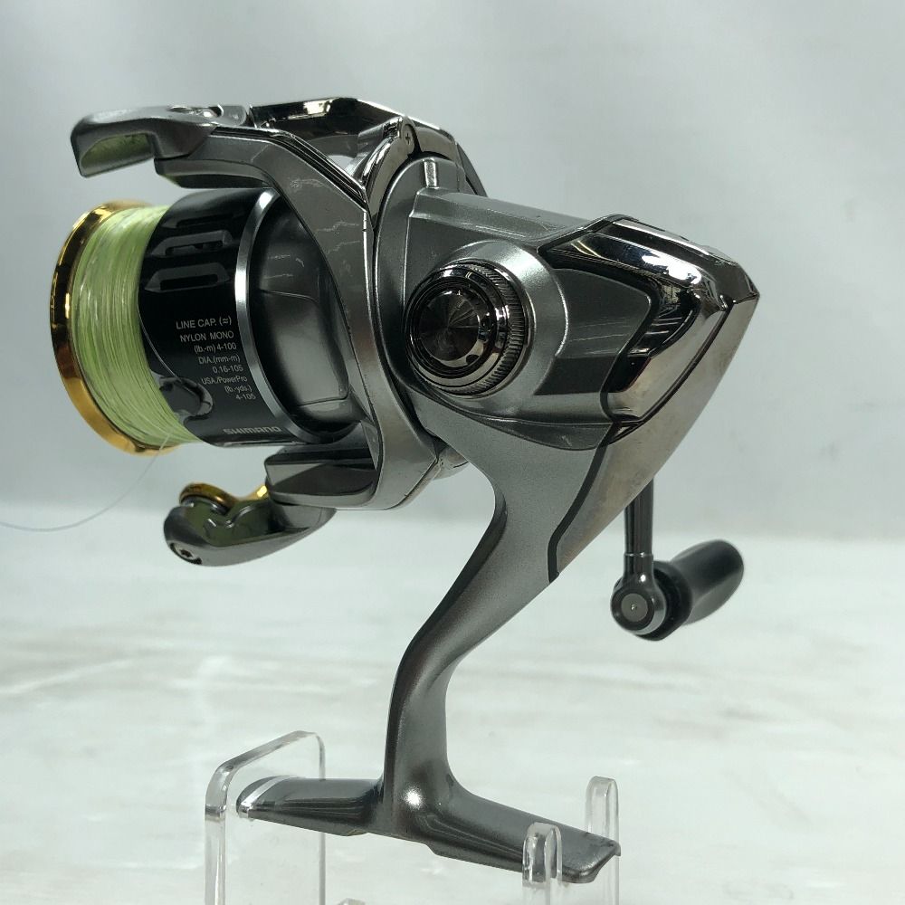 SHIMANO - ΣΣSHIMANO シマノ TWIN POWER 15ツインパワー C2000HGS 箱有り スピニングリール やや傷や汚れあり シマノ(SHIMANO) 15 ツインパワー C2000HGS 033659｜アウトドア