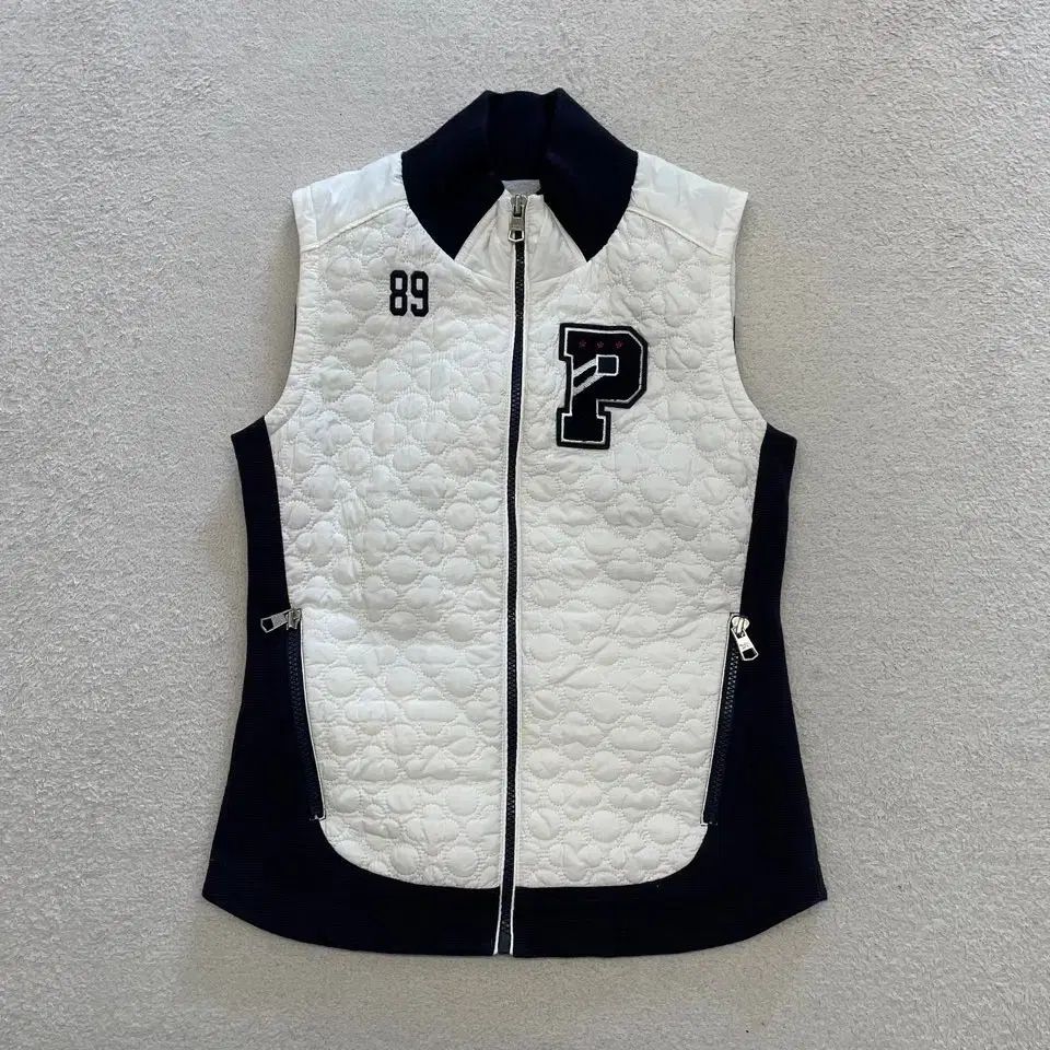 【雷市場（ポンジャン）商品韓国直送】 PEARLY GATES(パーリーゲイツ) レディース キルト 防風ベスト w8720