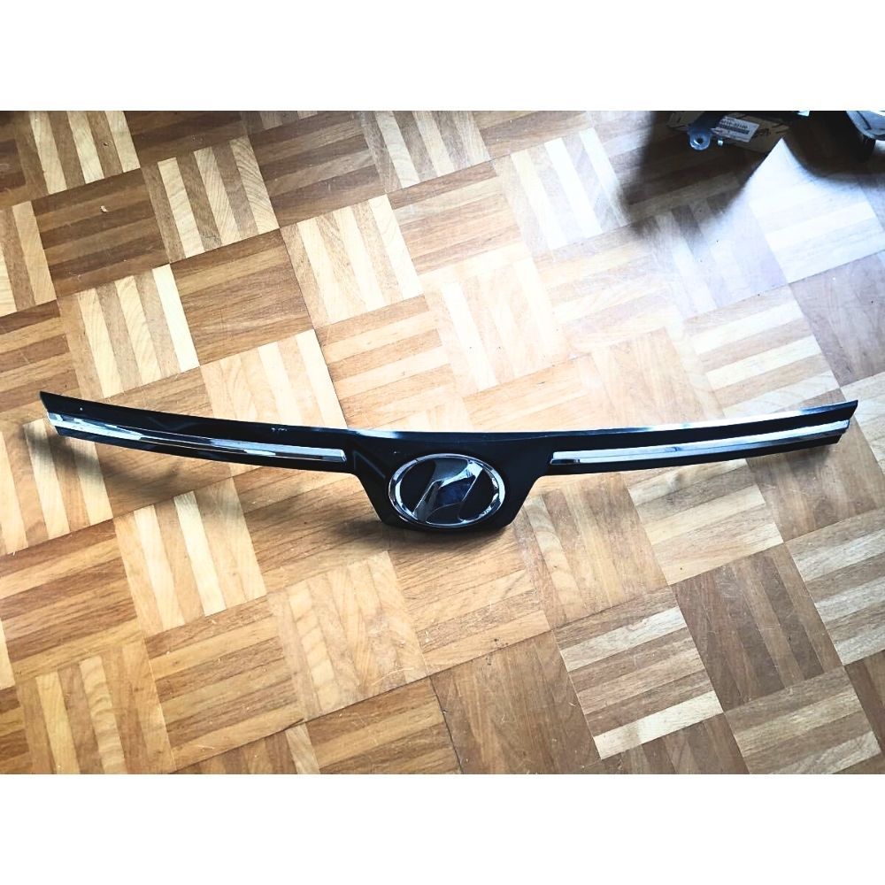 トヨタ 純正 TOYOTA 正規 フロント フードモールディング ヴォクシー ZRR80 85 ZWR80 80系 前期 パーツ エンジン タイヤ カスタム