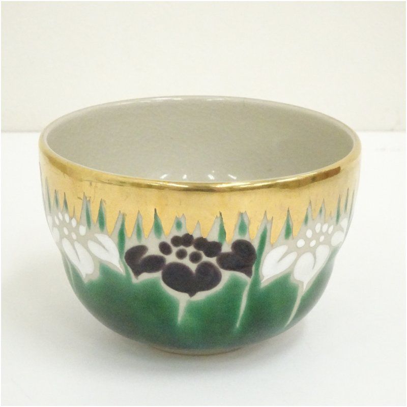 九谷焼 陶峰造 色絵菖蒲茶碗（保護箱） 茶道 抹茶 おしゃれ 抹茶茶碗