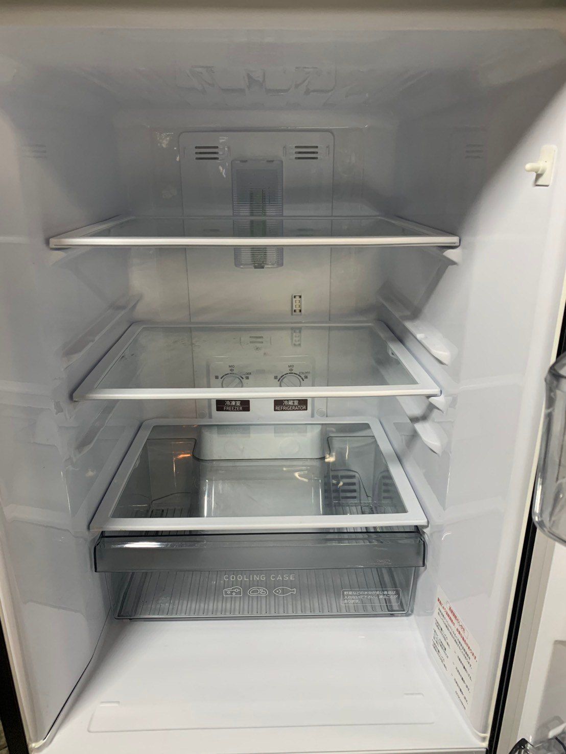 大阪送料無料★3か月保障付き★2022年★MR-P15EG-B1★IR-839 大阪送料無料☆3か月保障付き☆冷蔵庫☆三菱☆2ドア☆2022年☆MR-P15EG