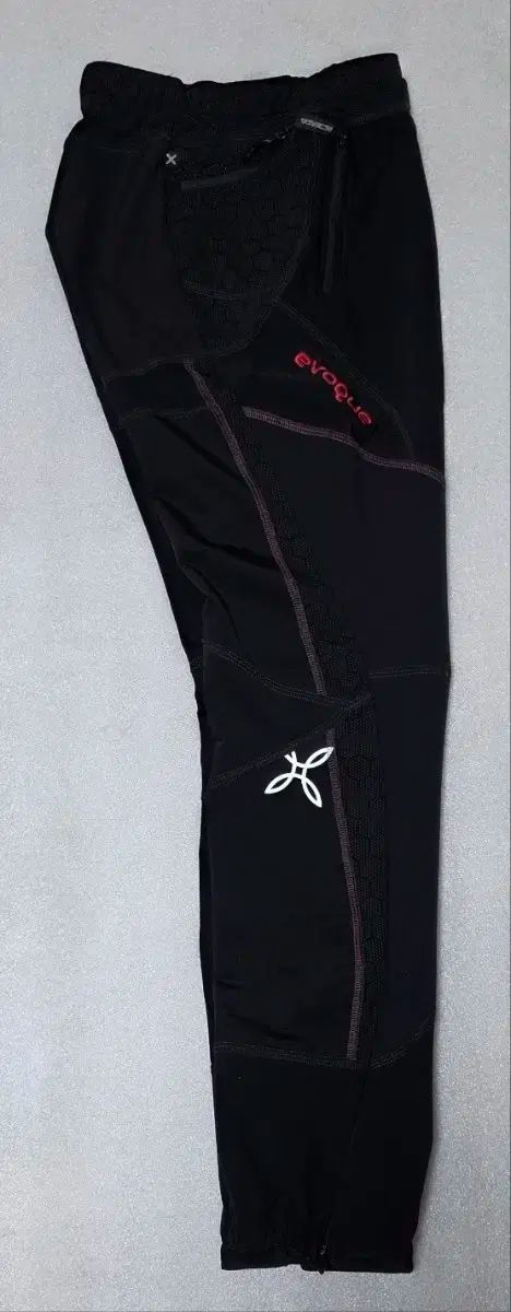 MONTURA