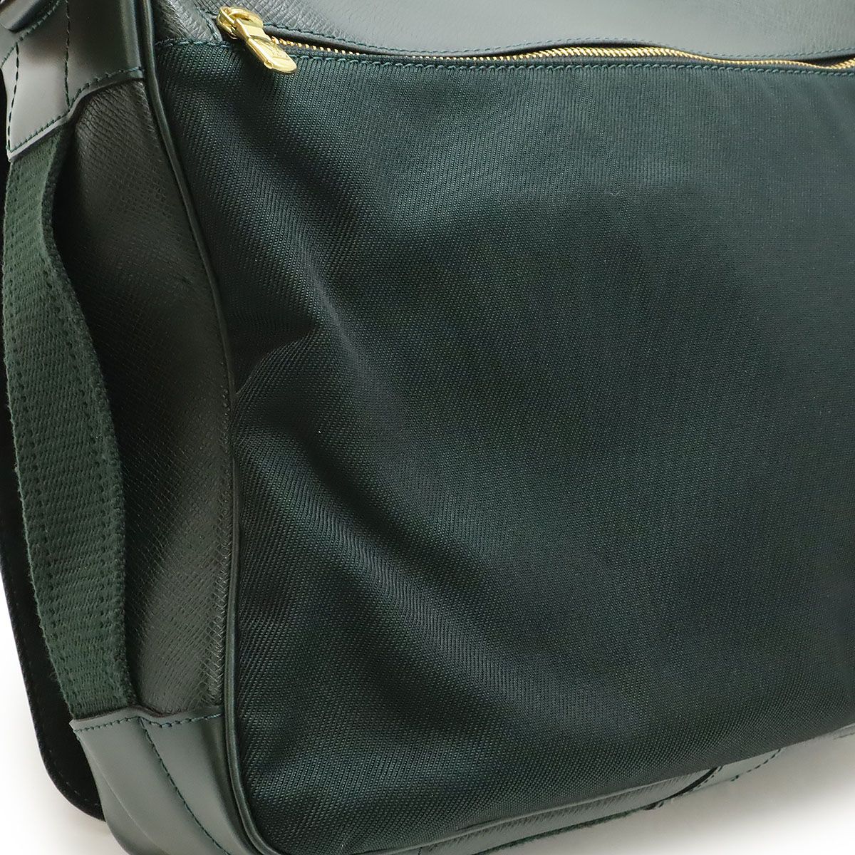ルイ・ヴィトン　ヴィクトールショルダーバッグ　エピセア　ダークグリーン 楽天市場】【バッグ】LOUIS VUITTON ルイ ヴィトン タイガ