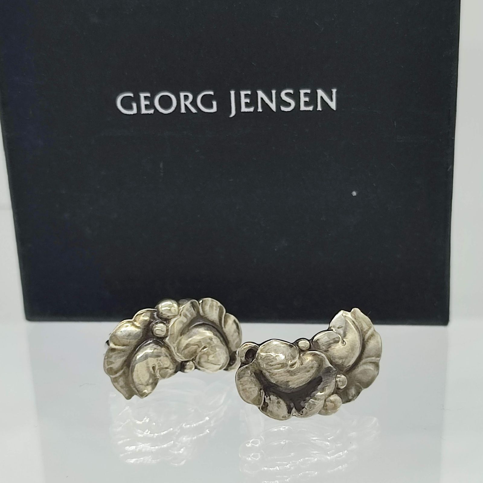 【美品】Georg Jensen ジョージジェンセン　グレープリーフイヤリング　ぶどうの葉　50A　シルバー925