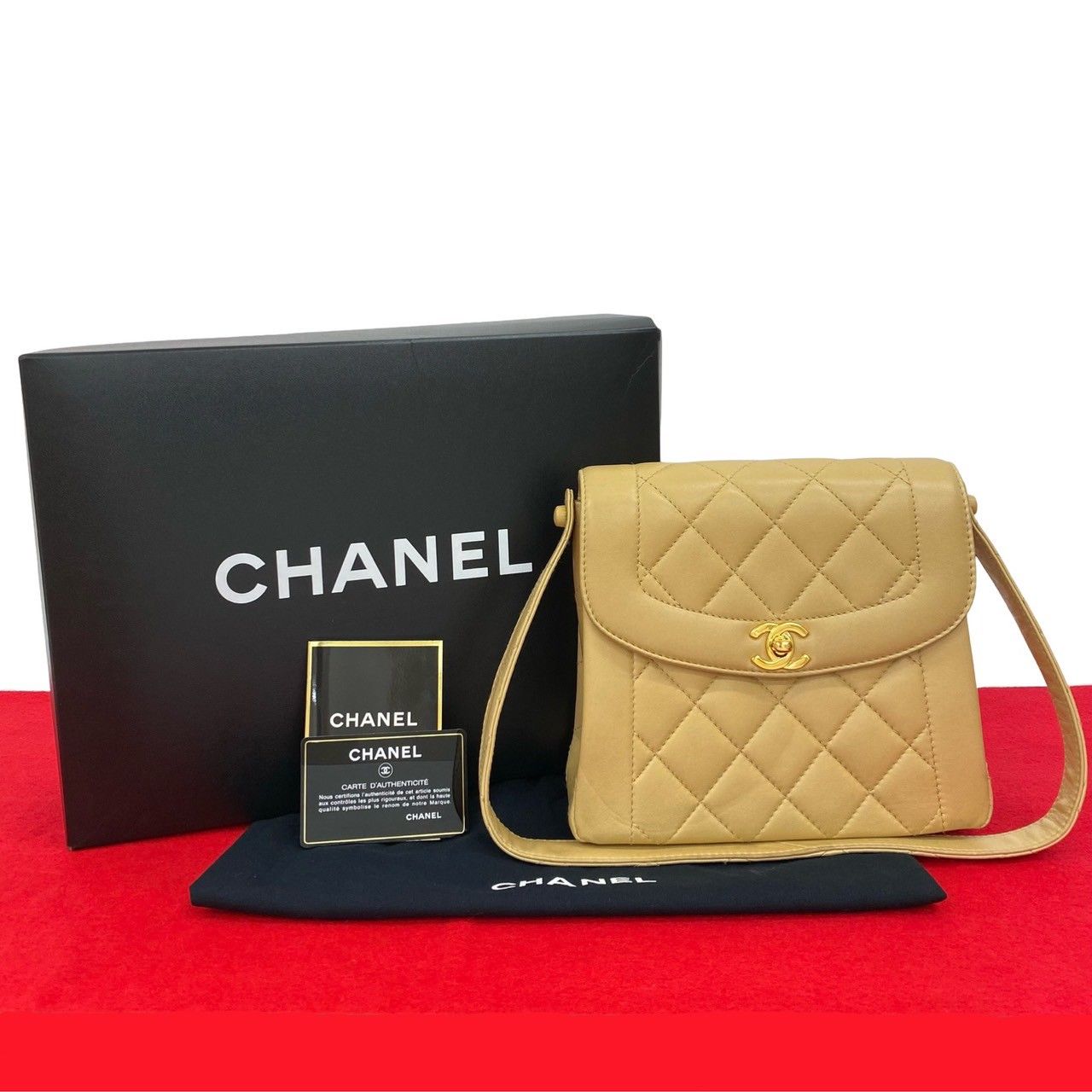 極 美品 箱 袋付 カード シール有 5番台 CHANEL シャネル 極 美品 箱 袋付 カード シール有 5番台 CHANEL シャネル