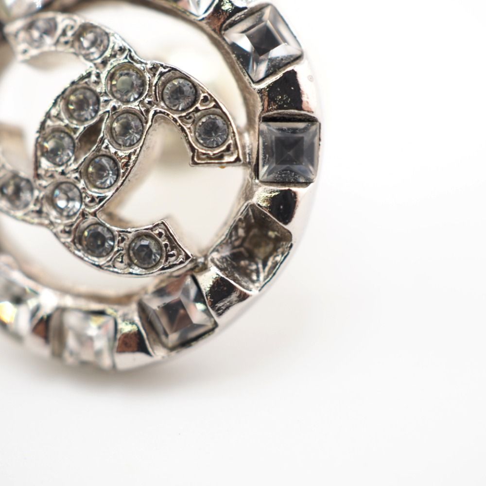 ピアス - メタル、シルバー — ファッション | CHANEL シャネル