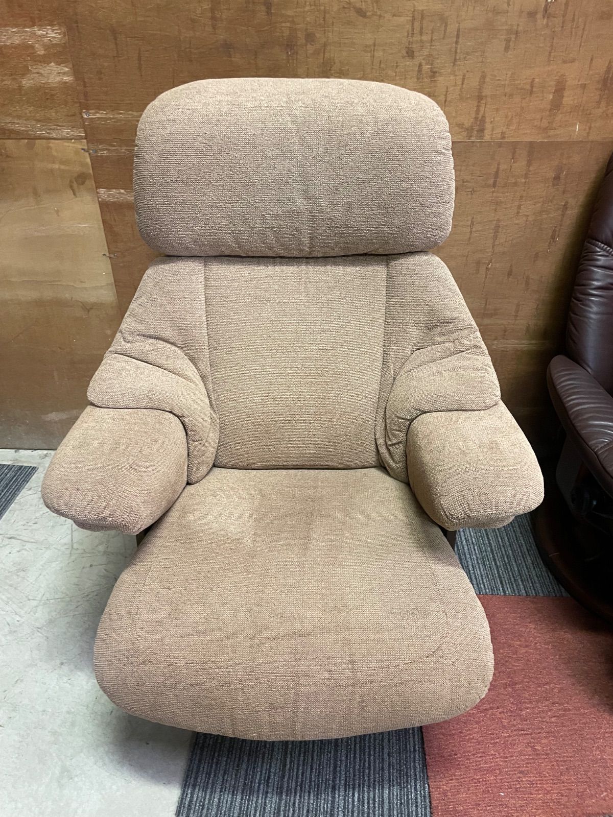 カリモク リクライニングチェア ザファースト RU73モデル オットマン無し