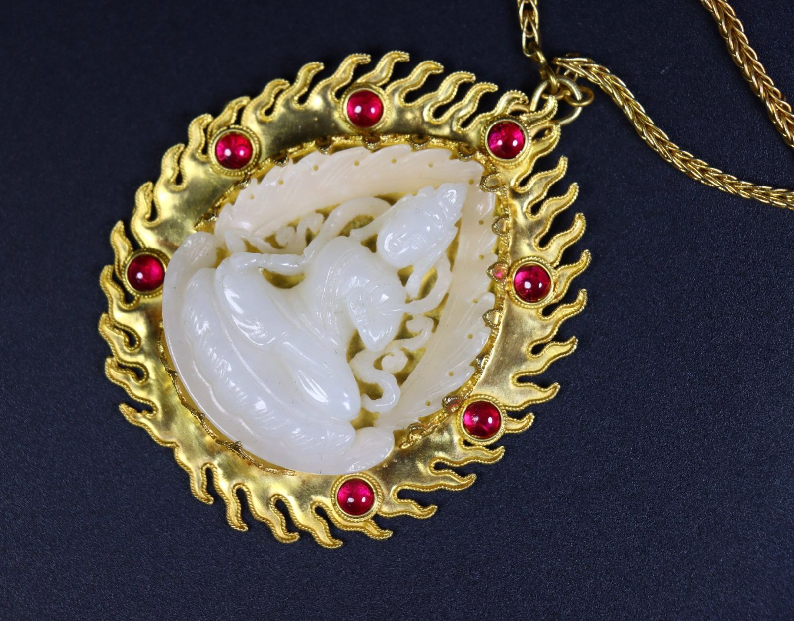 旧家蔵出し 和田玉細密彫 羊脂玉 透空彫 包銀 觀音菩薩像紋 仏像 仏牌 玉佩 ペンダント 古美術品 収集家 SKLAD-KIRPICHA_RU