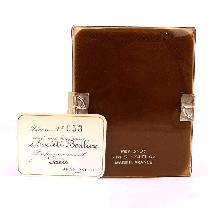 ジャンパトゥ 人気 香水 1000 ミル パルファム シリアルNo.付 未開栓