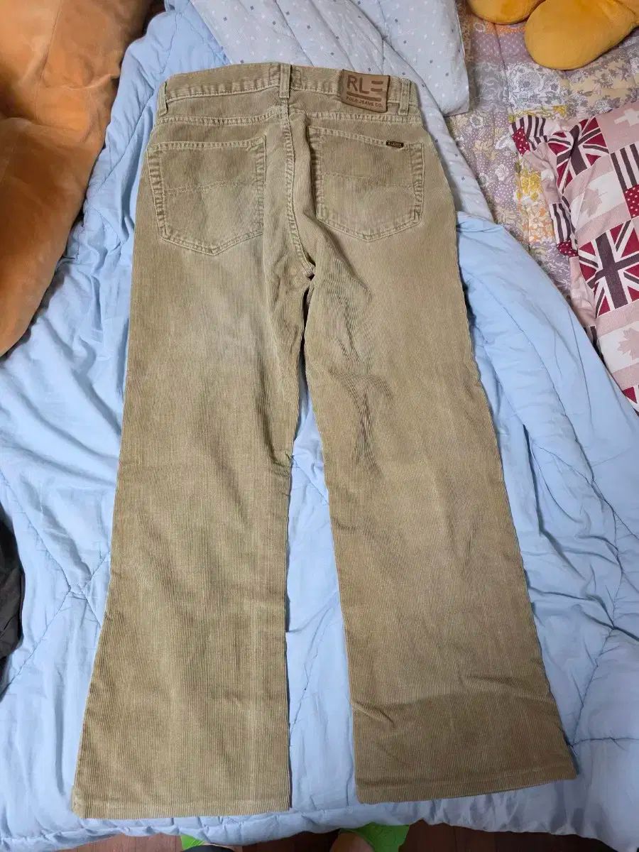 コットンパンツ