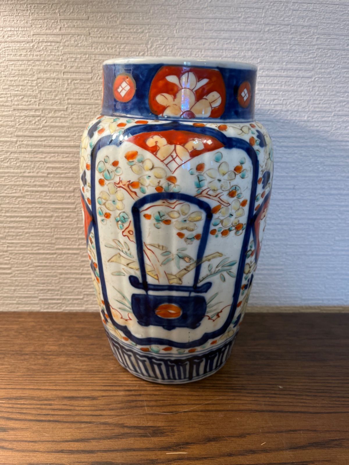 明治時代 古伊万里 金襴色絵 風俗 花蝶図 手付き 水瓶 輸出 里帰り品