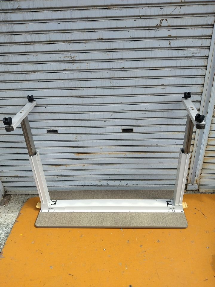 ガススプリング内蔵レバー式