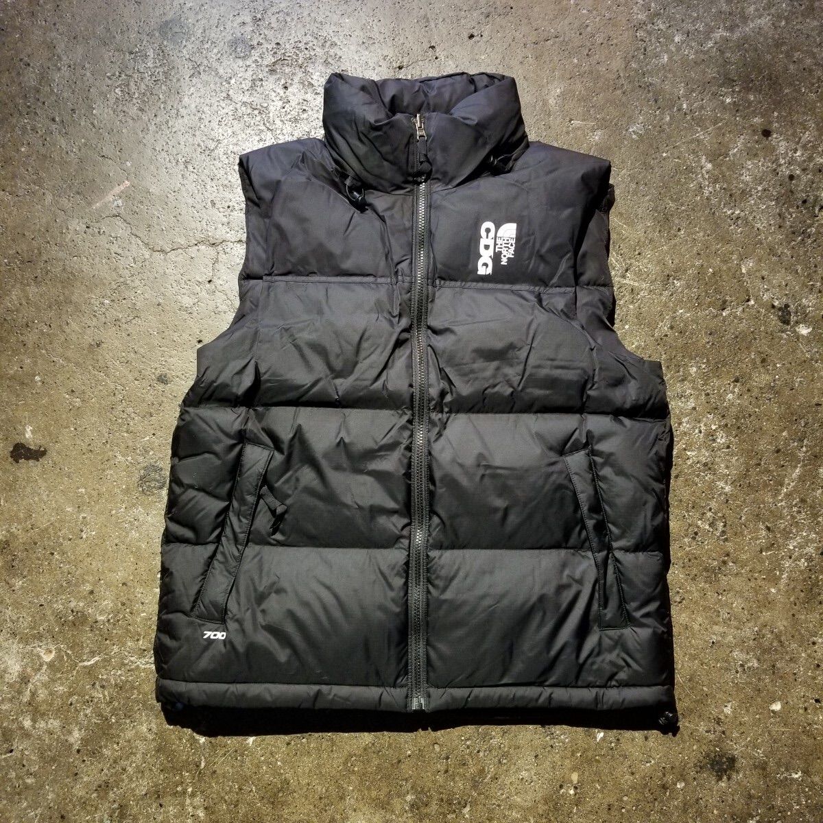 CDG 23AW ×THE NORTH FACE Nuptse Vest S COMME des GARCONS