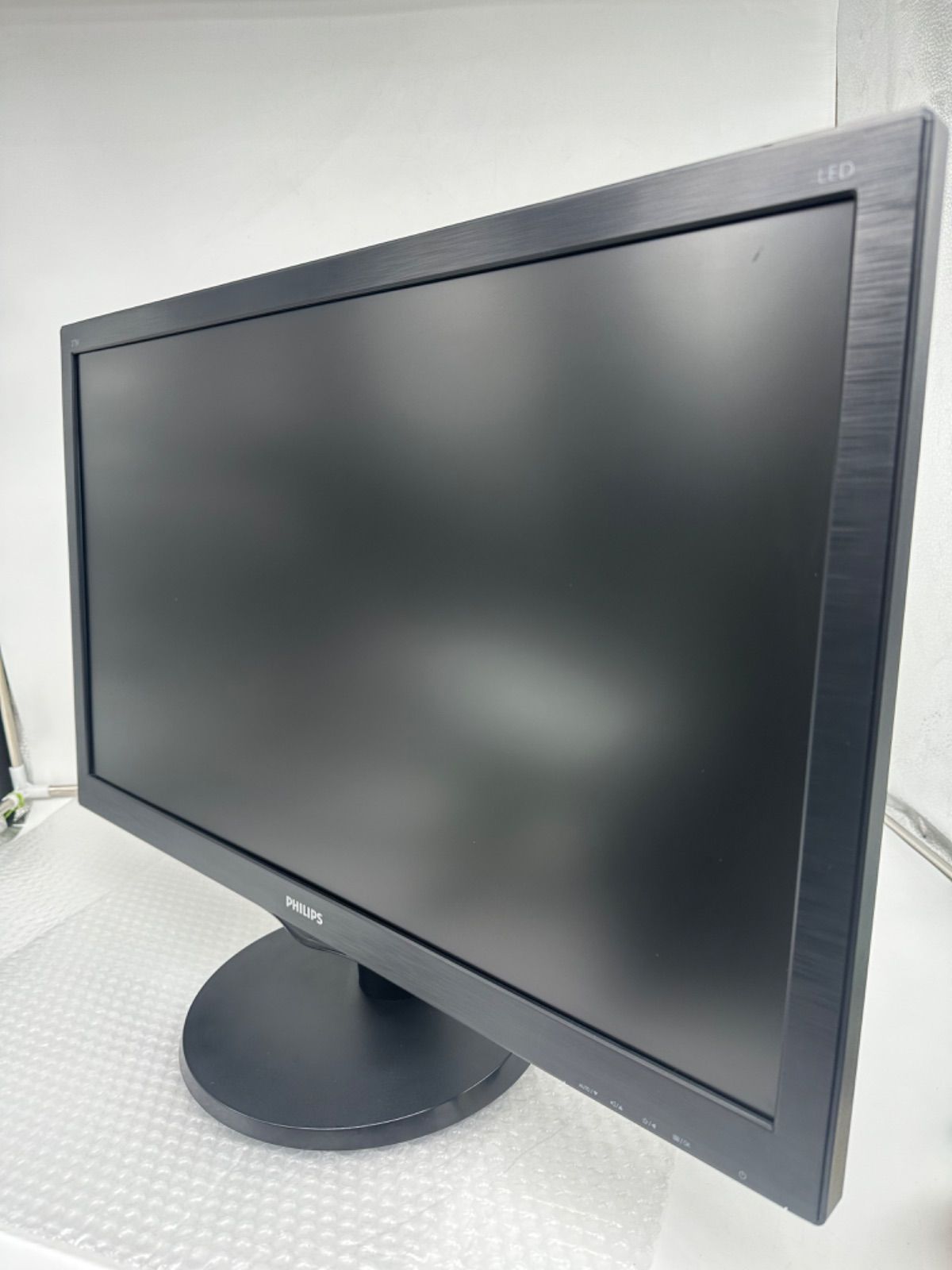 PHILIPS 27型ワイドディスプレイ 273V5LHAB/11 中古 ---216 - メルカリ