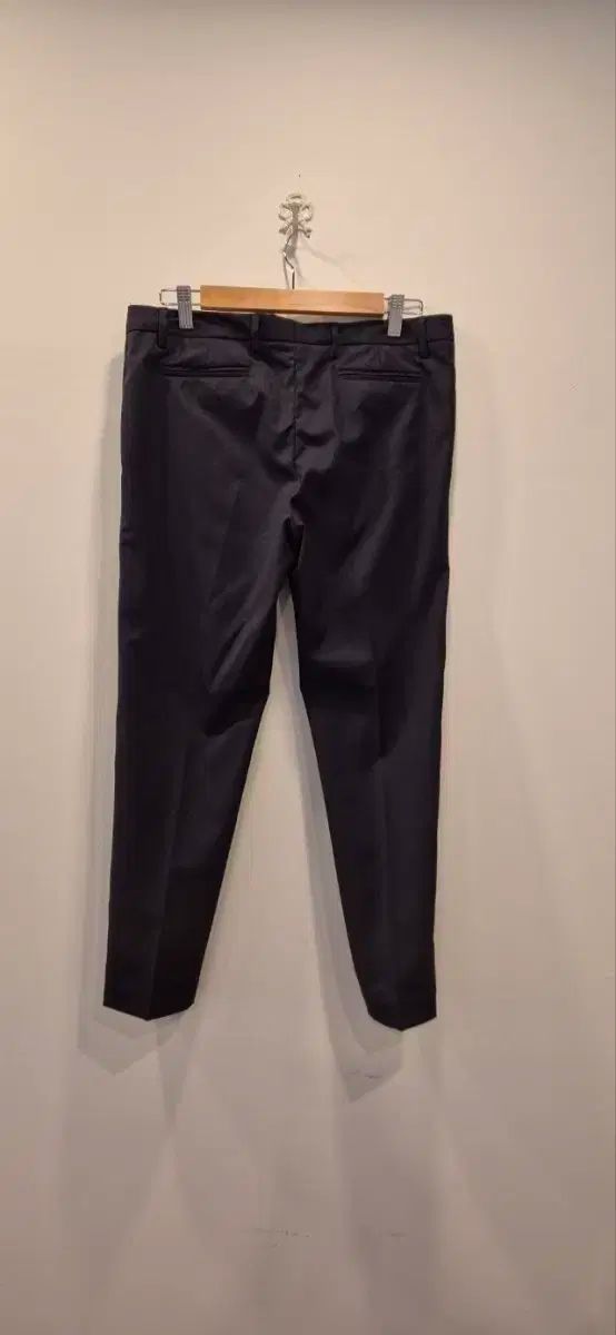 フィリッピ L