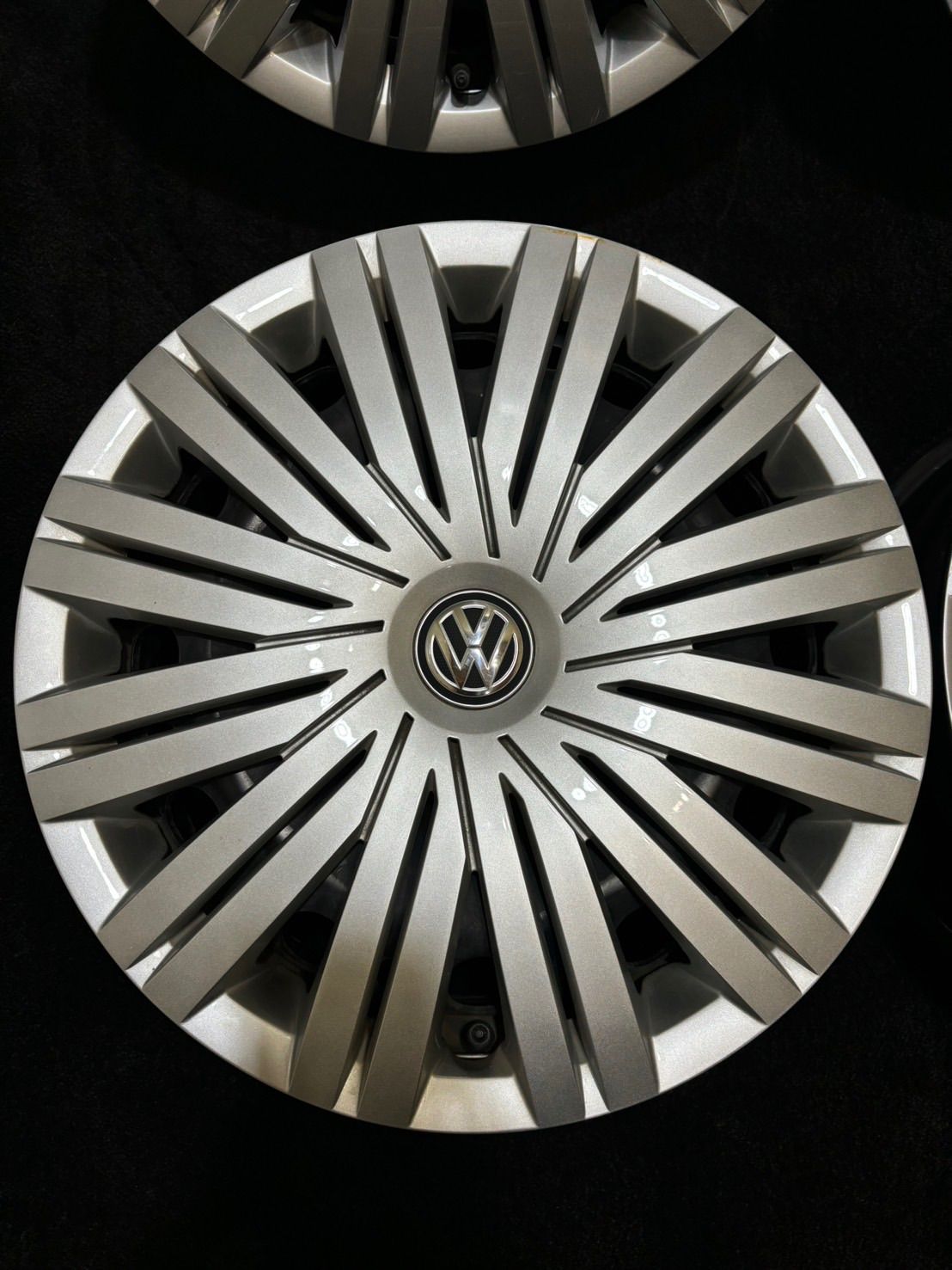 VW ポロ 純正スチールホイール 5穴6J+43 + ダンロップ LE MANS 夏