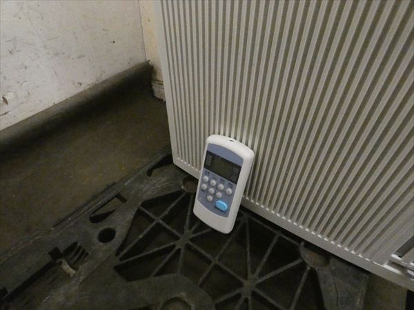 コロナ CORONA 窓用ルームエアコン冷房 CWH-A1813 枠無し 管N24783