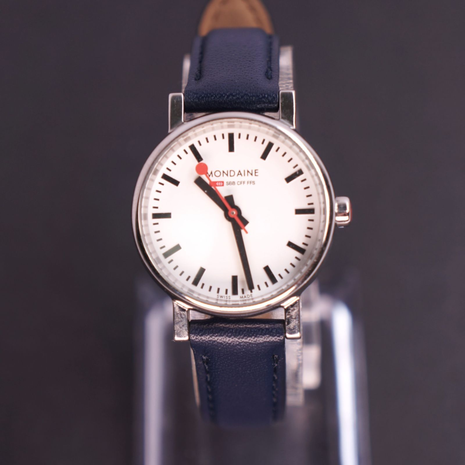 稼働美品】 MONDAINE Evo レディース腕時計 新品ベルト電池交換