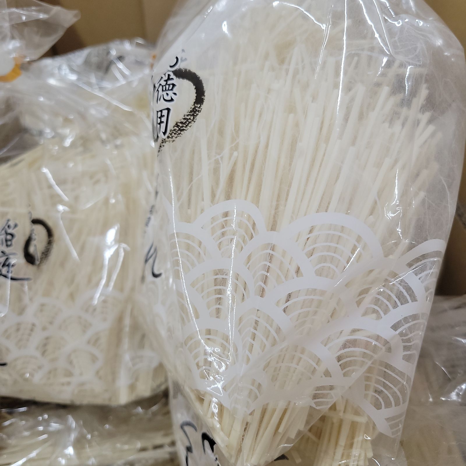 稲庭古堂「お徳用稲庭うどん」500g × 12袋 - メルカリ