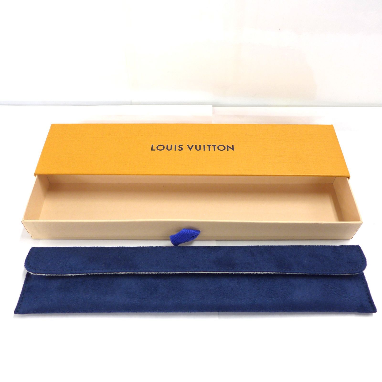 LOUIS VUITTON ルイヴィトン　腕時計　空箱　2箱セット LOUIS VUITTON ルイヴィトン 腕時計 空箱 ソフトケース 2個