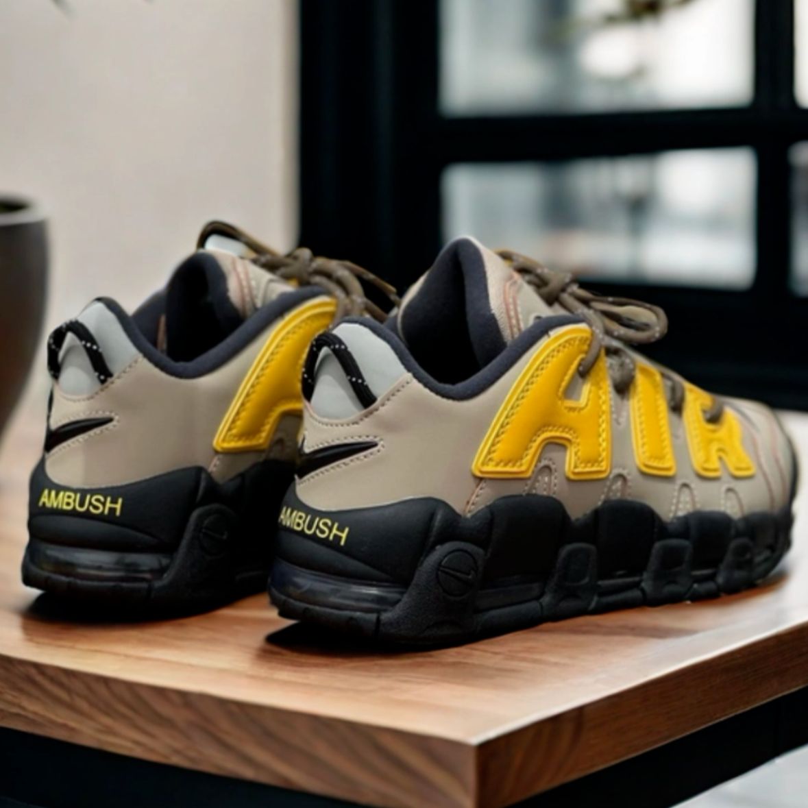新品未使用 男女兼用 AMBUSH Nike Air More Uptempo Low 