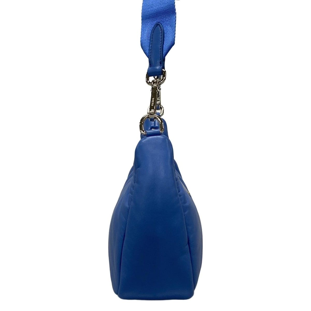 PRADA(プラダ) ショルダーバッグ美品 Re-Edition 2005 レザー