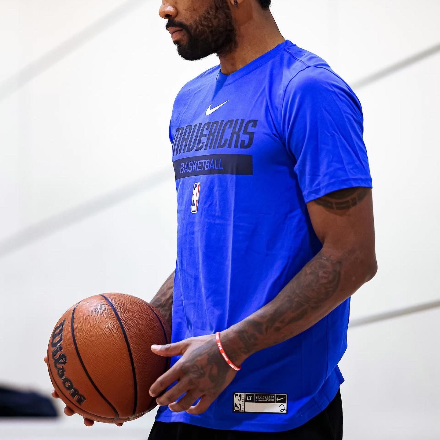 カイリー・アービング使用used選手支給品NBAダラスマーベリックス  