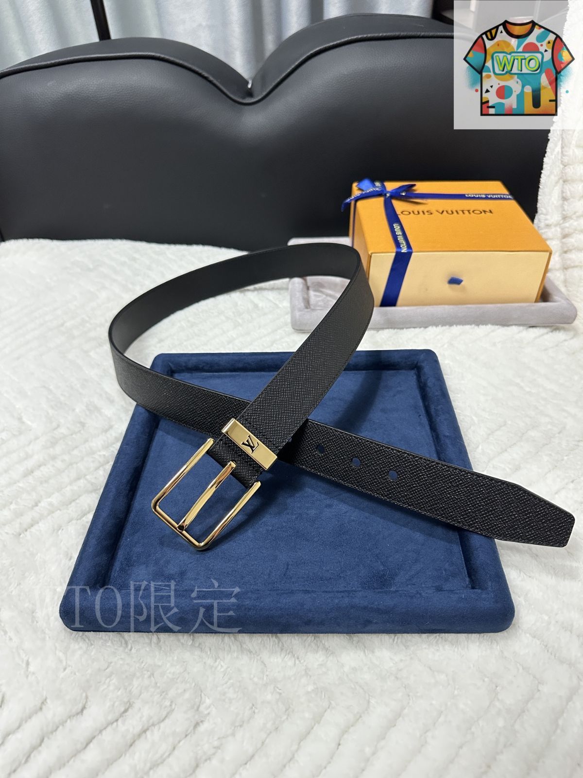 Louis Vuitton 黒 レザー ベルト　箱付き 800000128357000-1_771a5608-