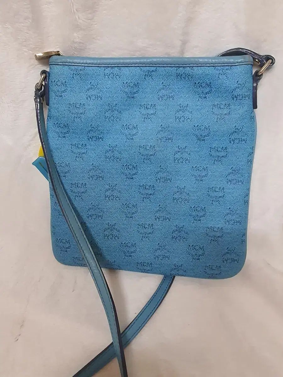 mcm ヴィセトス クロスバッグ